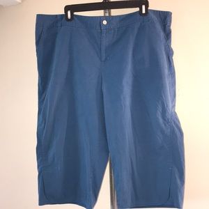 Merona Capris SIZE XXL
